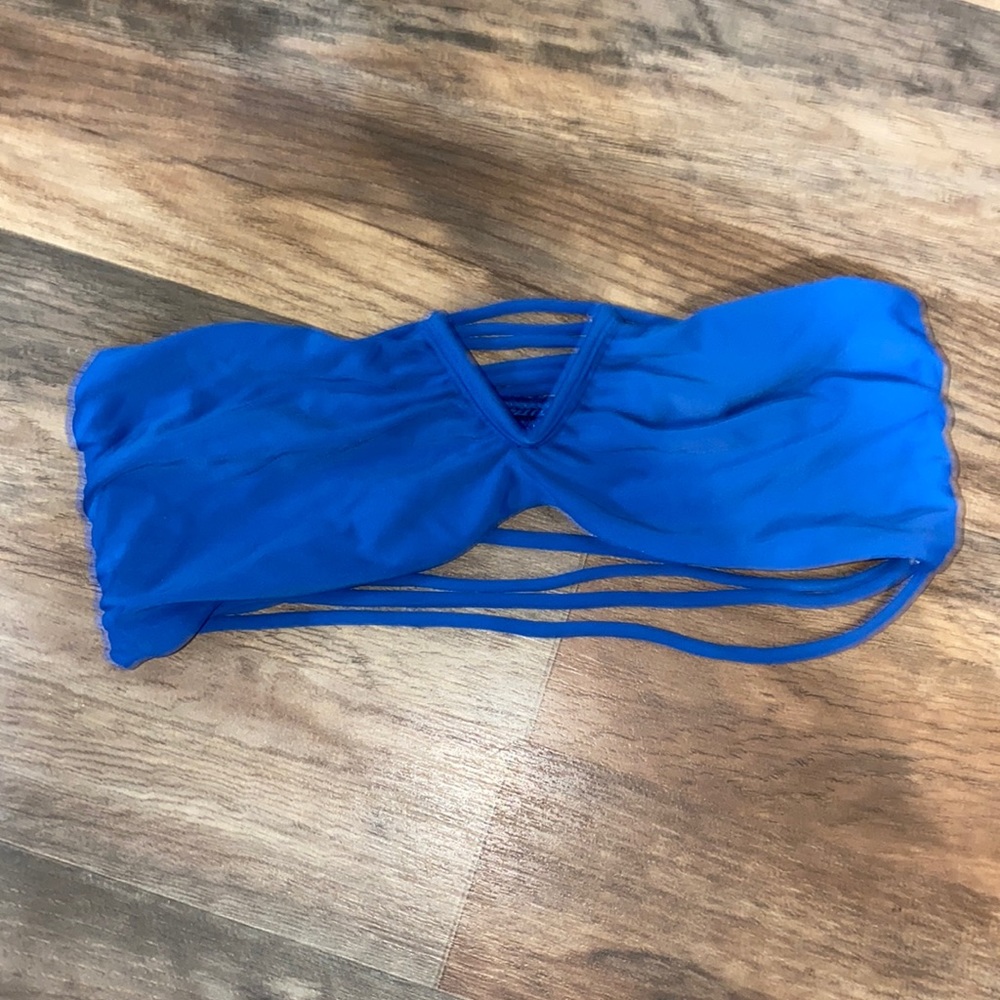 Acacia bandeau top size medium.